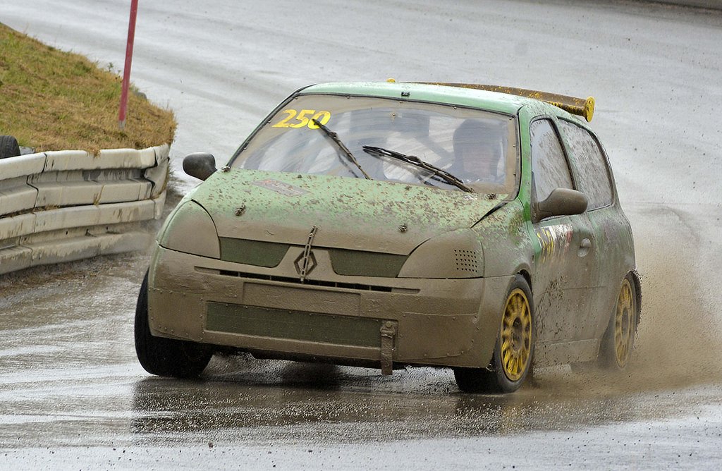 Søren Jensen blev bedste MNJ’er i SUPER 2000 med sin Renault Clio